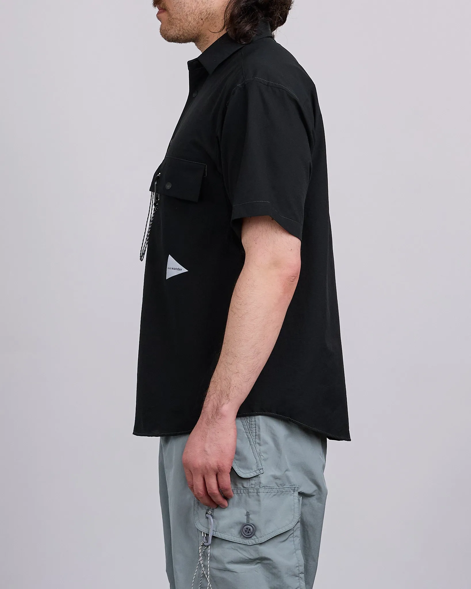 and wander Dry Breathable Snap Shirt Black