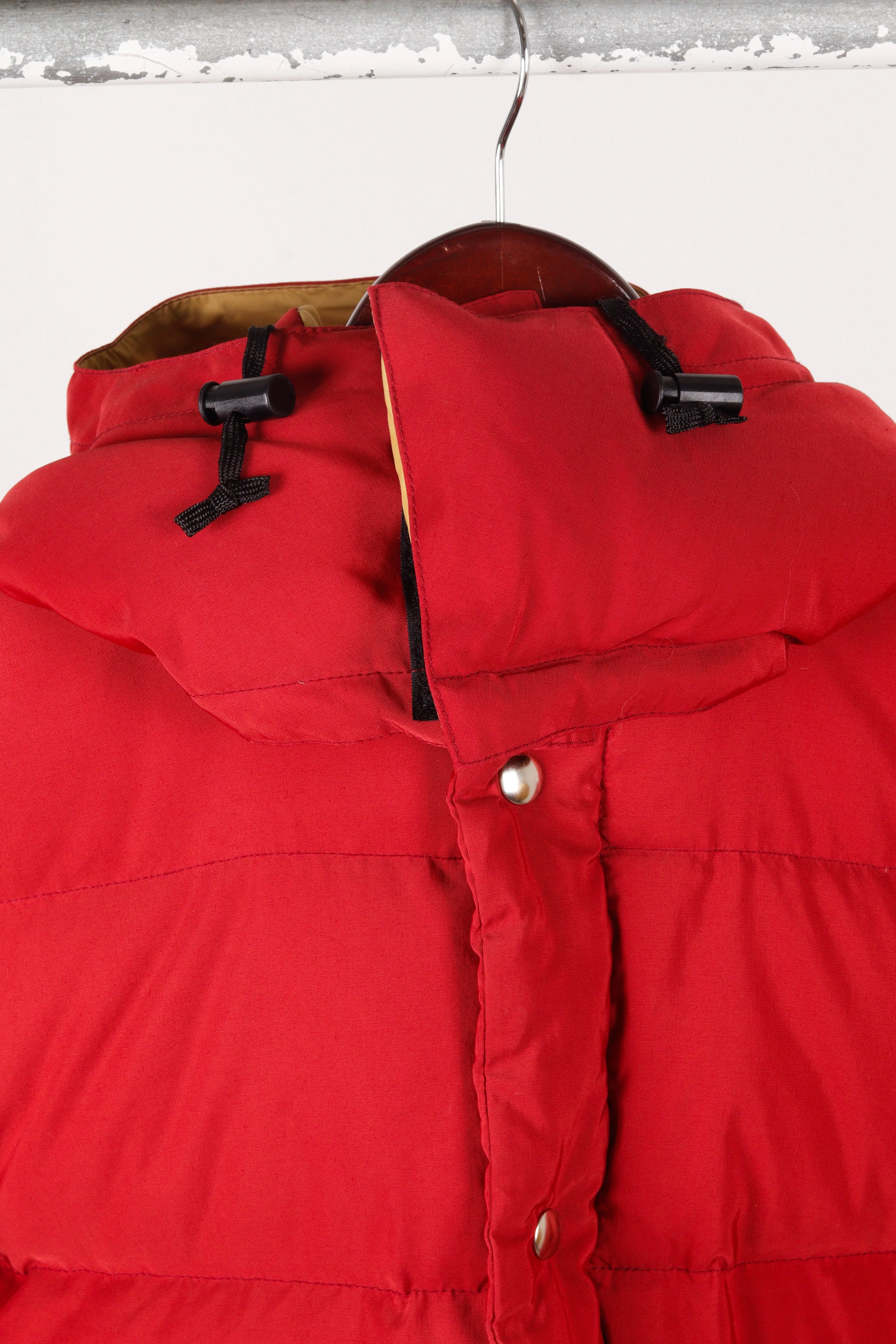 Crescent Down Works FW23 'Down Sweater' Jacket Red (2023)