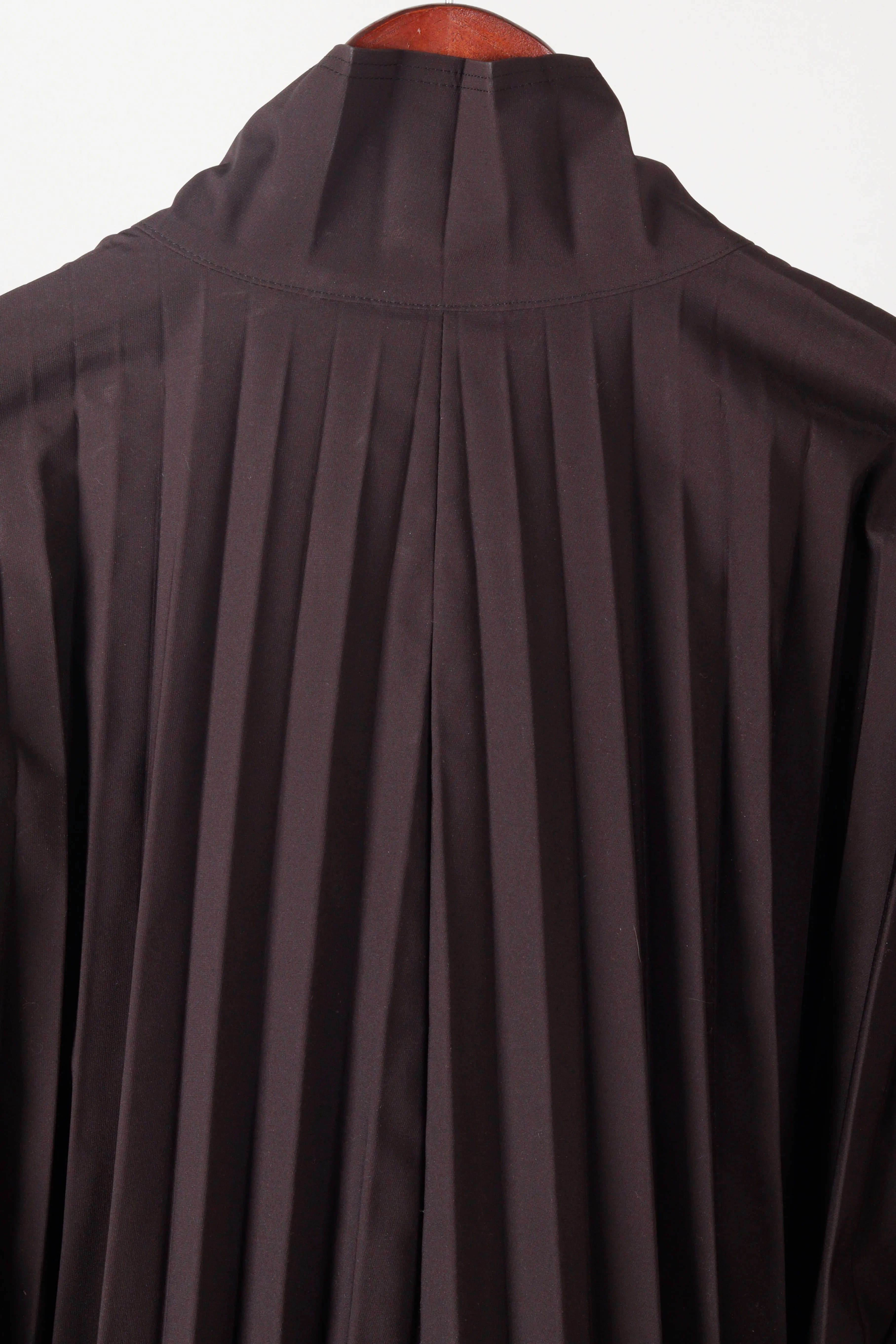 Issey Miyake Homme Pliss FW21 'Edge' Light Coat Black (2021)