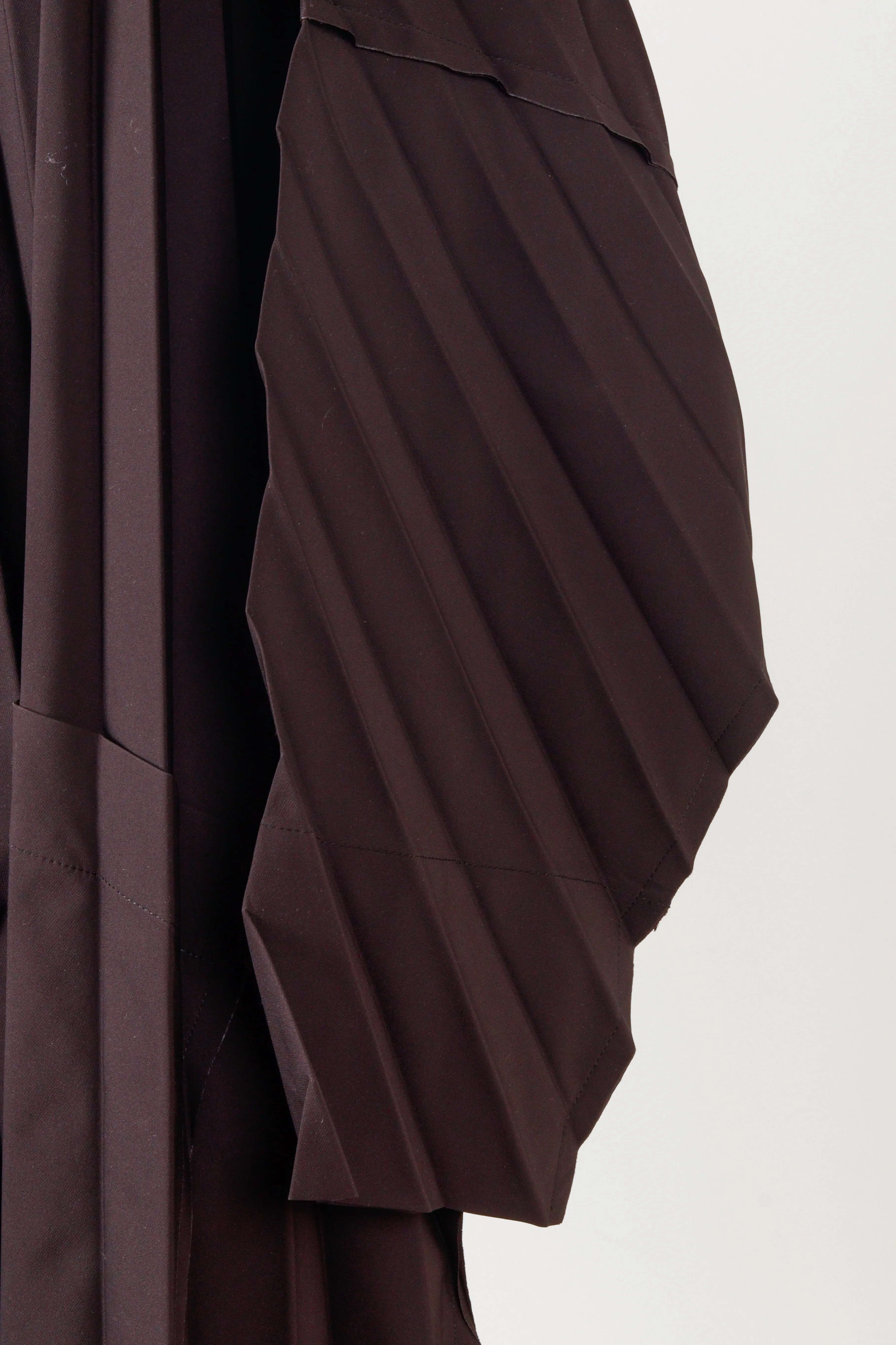 Issey Miyake Homme Pliss FW21 'Edge' Light Coat Black (2021)