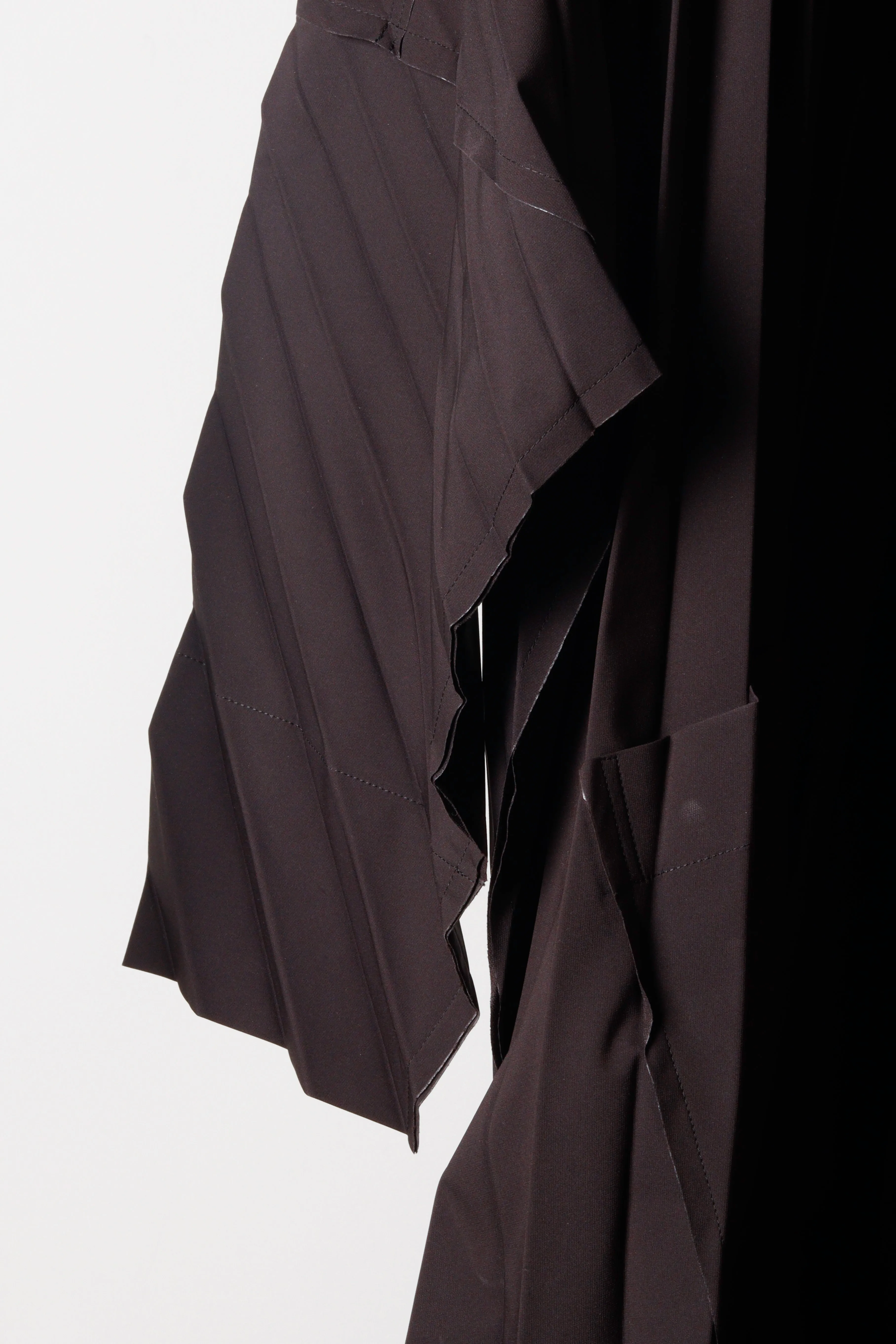Issey Miyake Homme Pliss FW21 'Edge' Light Coat Black (2021)