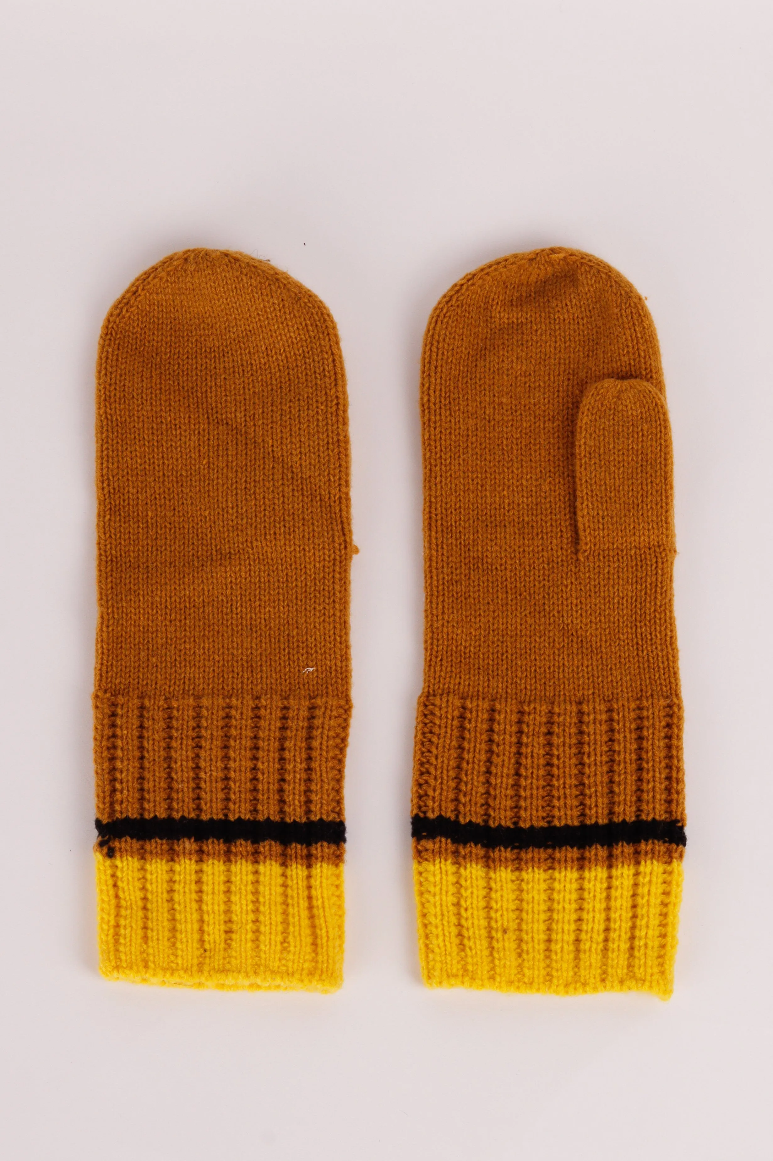 Marni x Uniqlo FW22 'Popcorn Knit' Mittens Yellow Brown (2022)