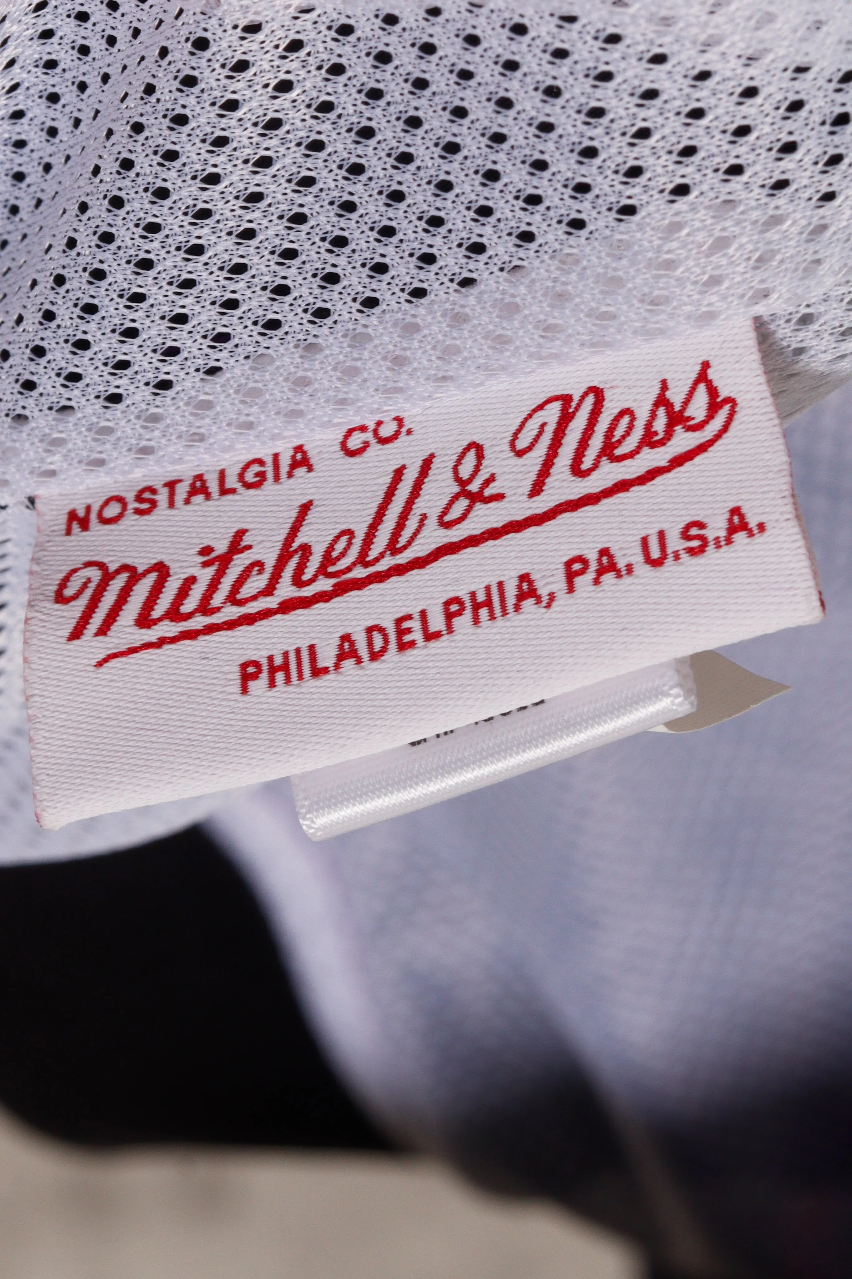 Mitchell & Ness '1995-1996 Toronto Raptors Away' Warm Up Jacket
