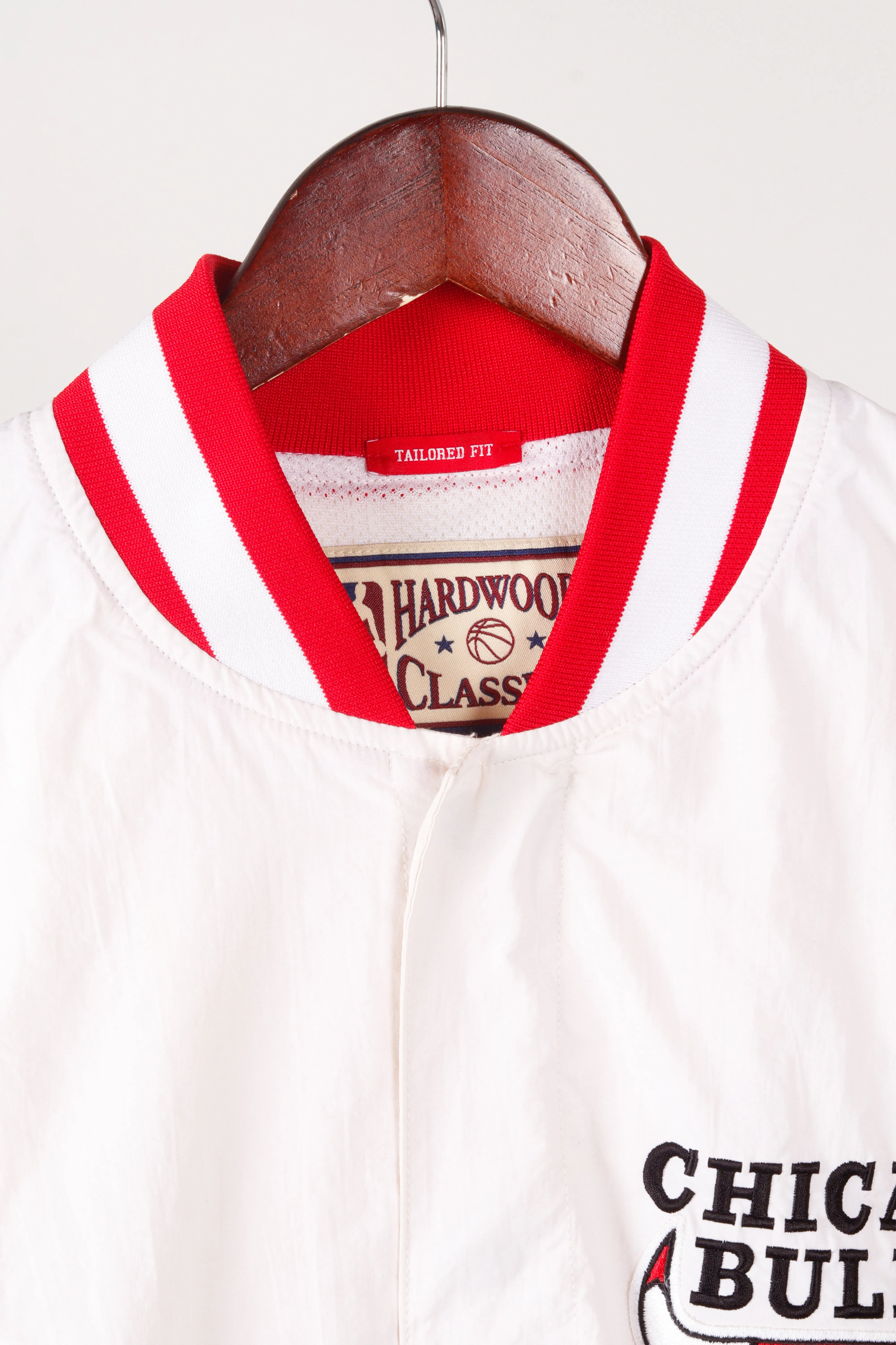 Mitchell & Ness '1996-97 Chicago Bulls Home' Warmup Jacket