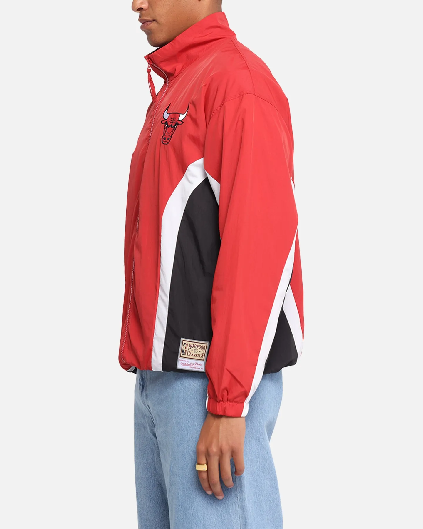 Mitchell & Ness Chicago Bulls Nylon Track Jacket Red/Black