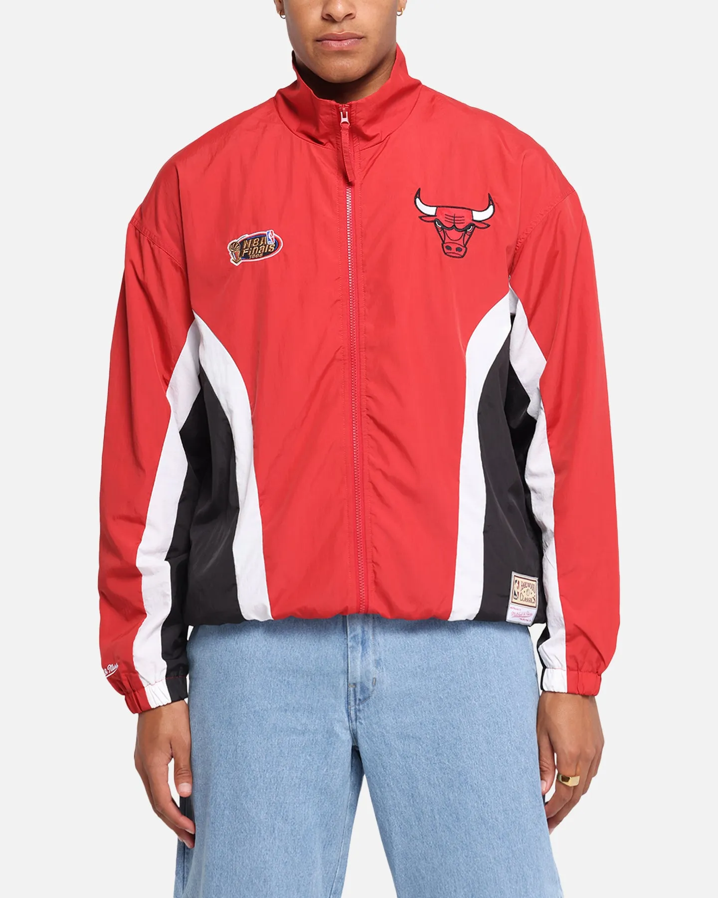 Mitchell & Ness Chicago Bulls Nylon Track Jacket Red/Black