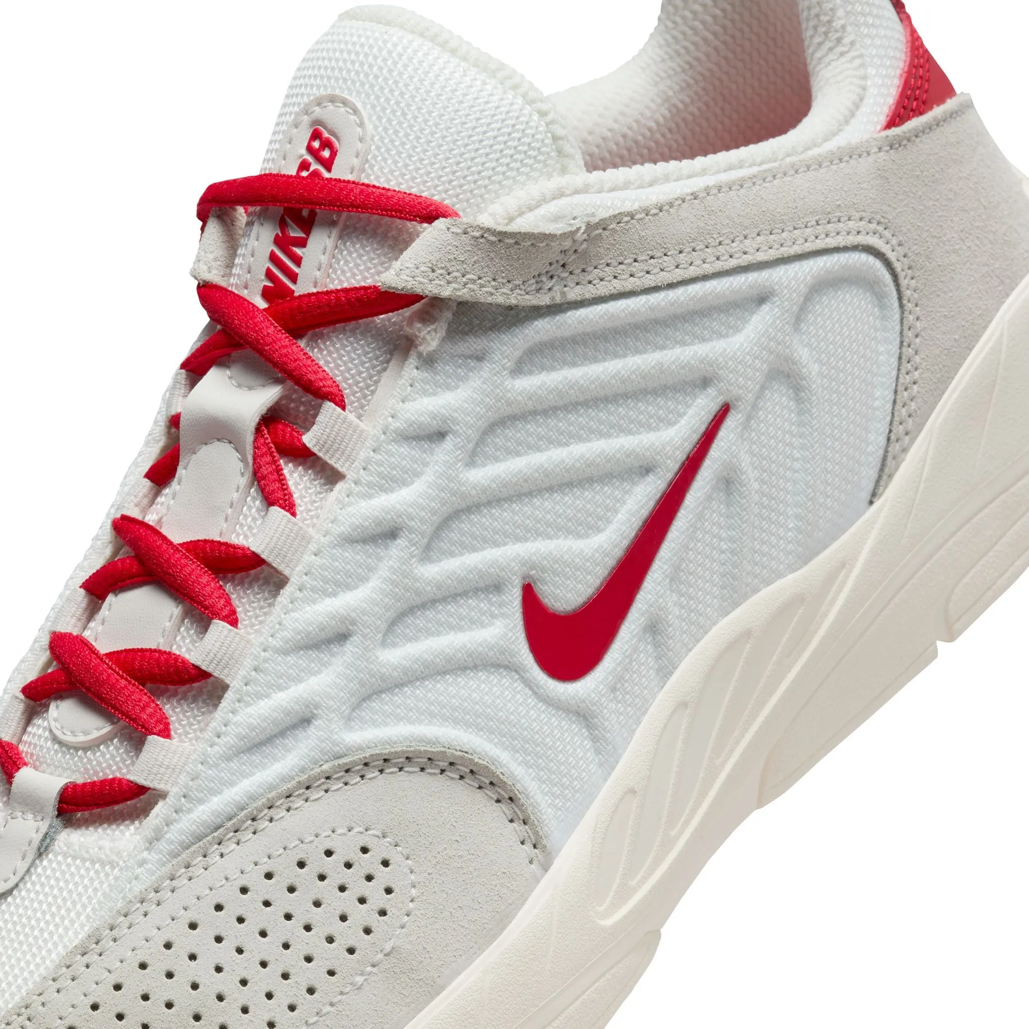Nike SB Vertebrae Summit White / University Red / Phantom Sail Sale