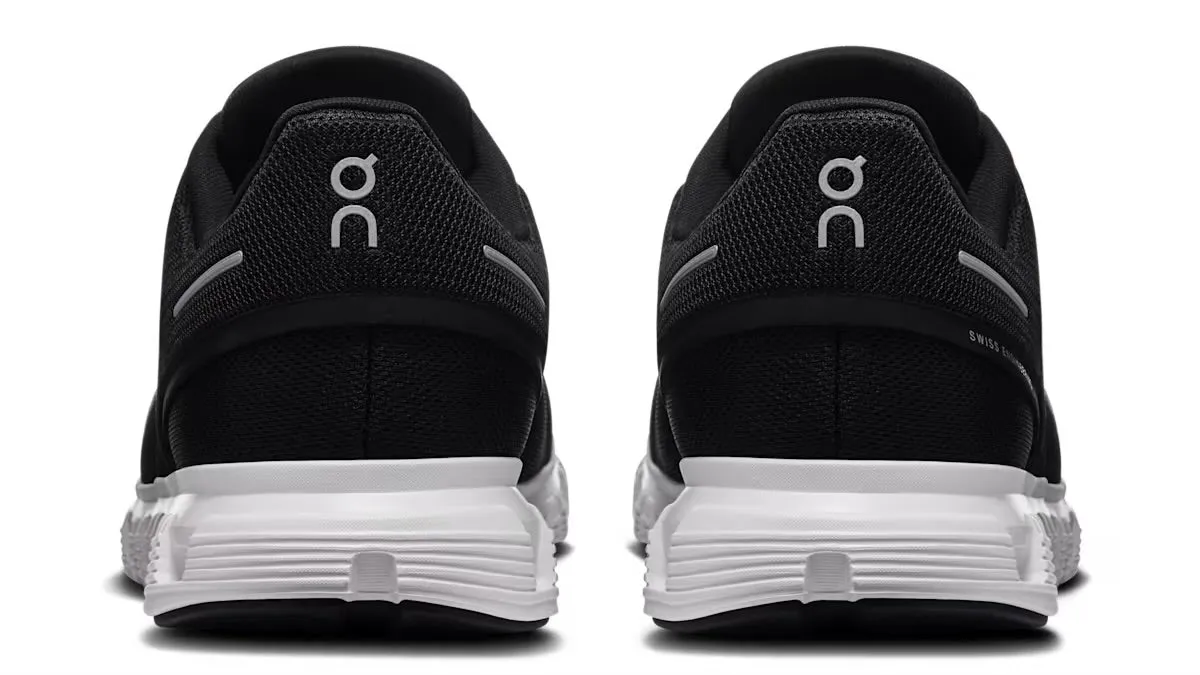 On Running Cloud 6 Black White (Women's)