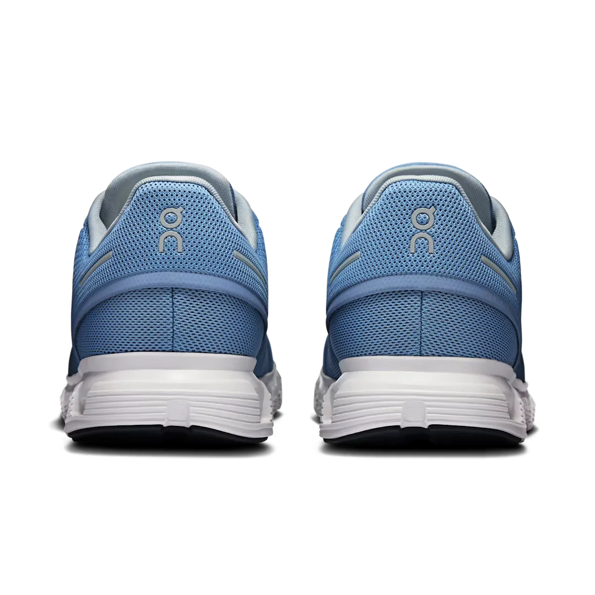 On Running Cloud 6 Chambray White (M)