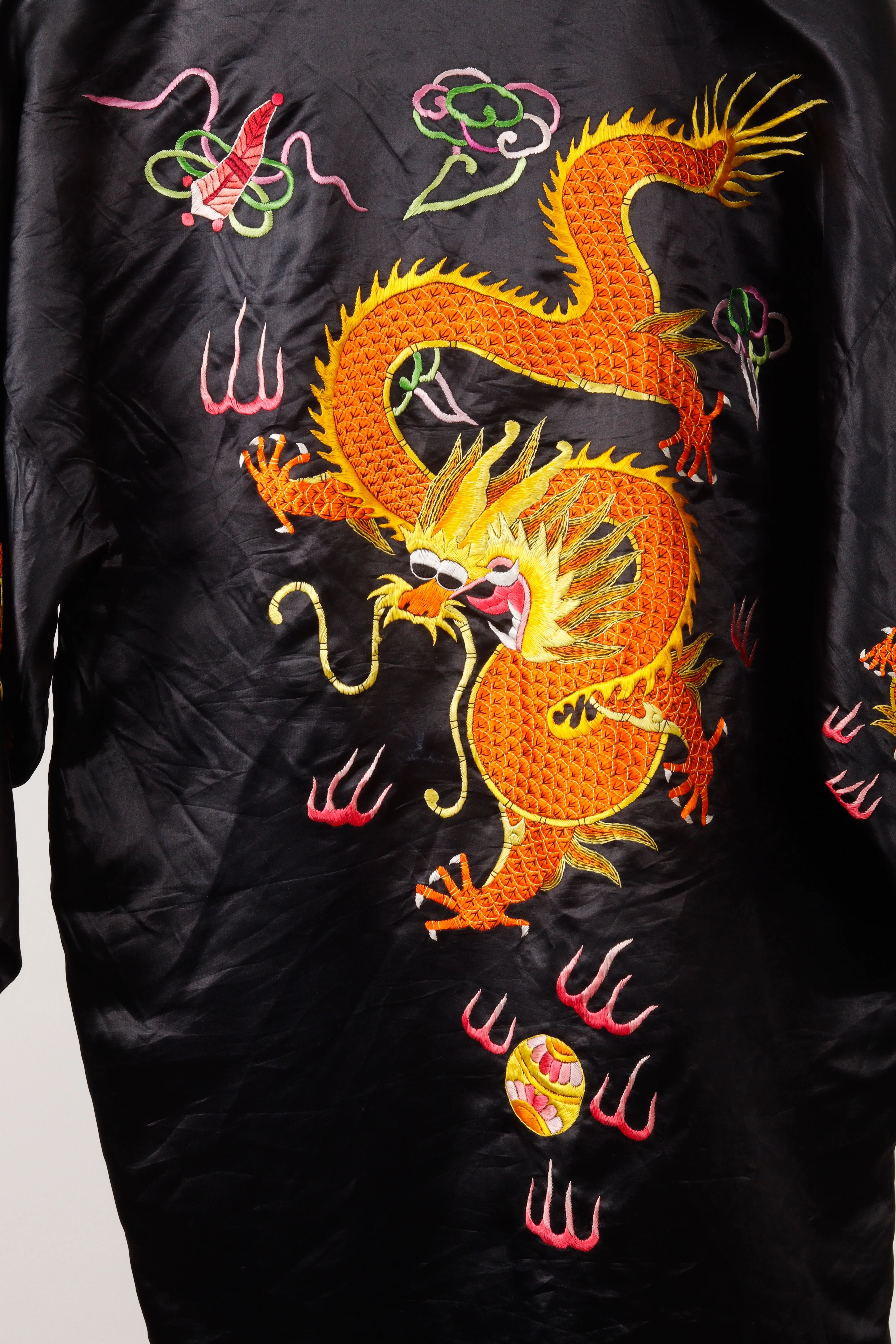 Vintage 20's Golden Bee 'Dragon Silk' Kimono Black