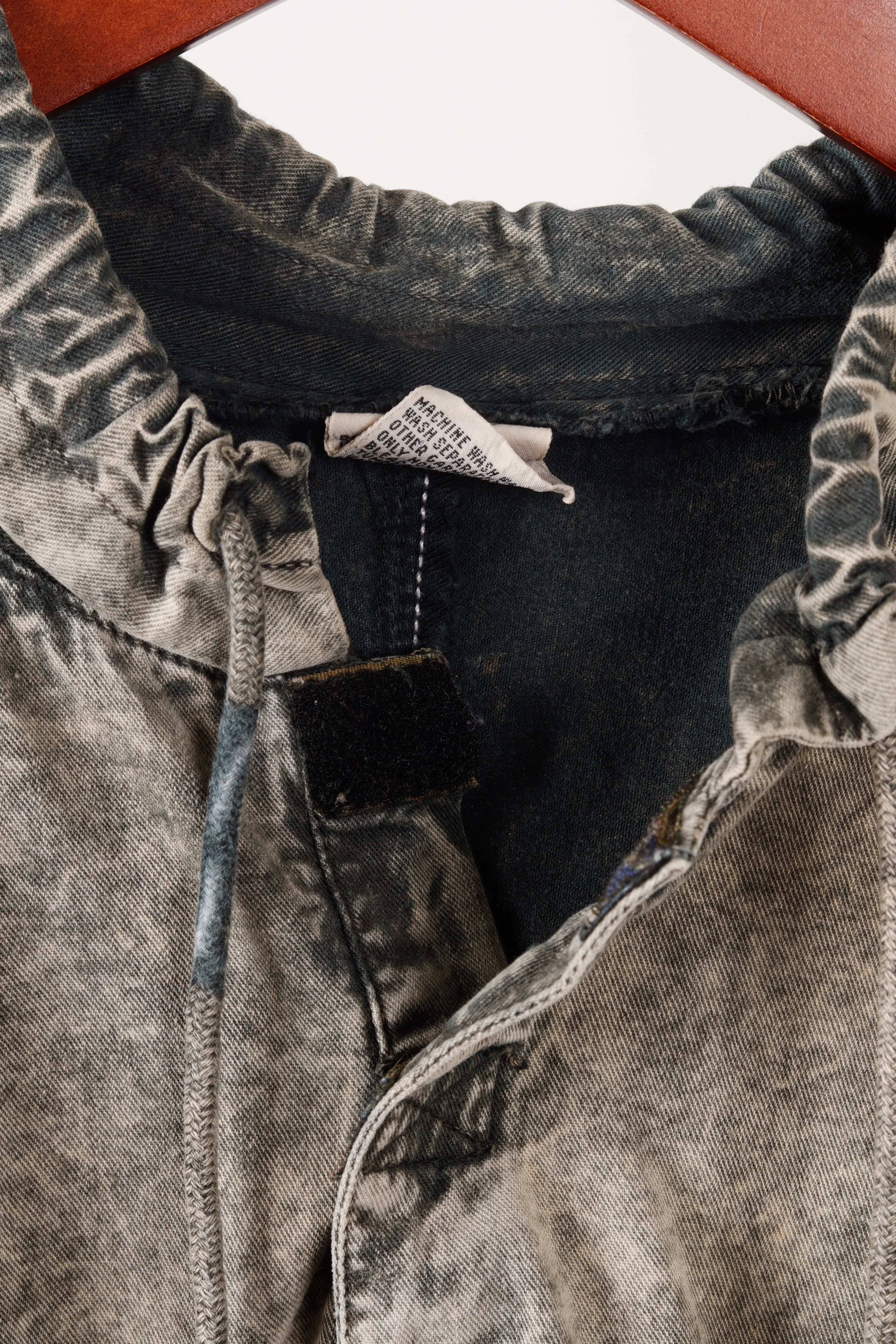 Vintage 90's Stay Tuned 'Acid Wash' Pullover Black